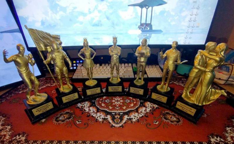 Статуэтки победителей "Золотой Колхас 2025" Статуэтки победителей "Золотой Колхас 2025"